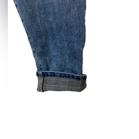 Women’s plus size 20W short skinny jeans. - Picture 3 of 10